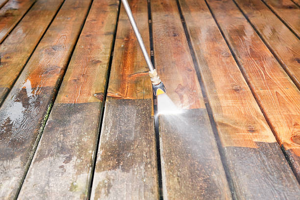 Why Choose Our Certified Pressure Washing Experts for Your Project Needs in Vicksburg, MS?